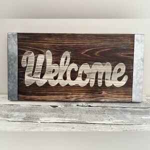Rustic Farmhouse Welcome Sign. NWT.